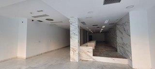 Local comercial en alquiler en La Granja en Zaragoza