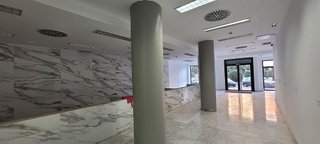Local comercial en alquiler en La Granja en Zaragoza