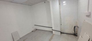 Local comercial en alquiler en La Granja en Zaragoza