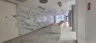 Local comercial en alquiler en La Granja en Zaragoza