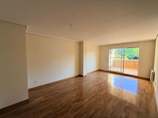 Piso en alquiler en Golf - El Carralero en Majadahonda