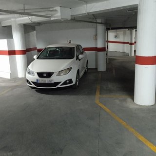 Garaje en alquiler en Ensanche - Diputación en Alicante