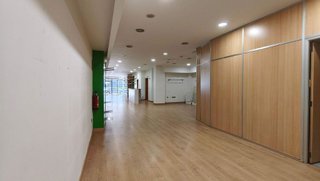Local comercial en alquiler en Agra del Orzán - Ventorrillo - Vioño en Coruña (A)