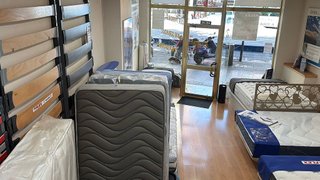 Local comercial en alquiler en Castillejos en Madrid