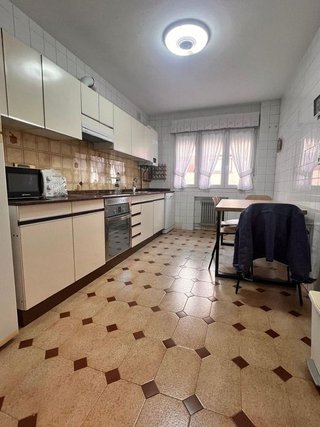 Piso en alquiler en El Llano en Gijón