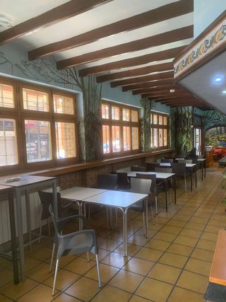 Local comercial en alquiler en Benalúa en Alicante