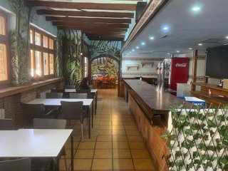 Local comercial en alquiler en Benalúa en Alicante