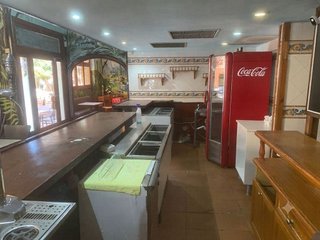 Local comercial en alquiler en Benalúa en Alicante