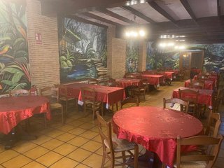 Local comercial en alquiler en Benalúa en Alicante
