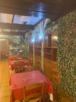 Local comercial en alquiler en Benalúa en Alicante