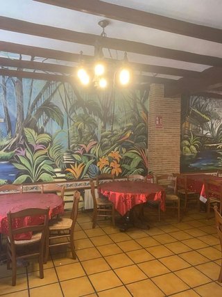 Local comercial en alquiler en Benalúa en Alicante