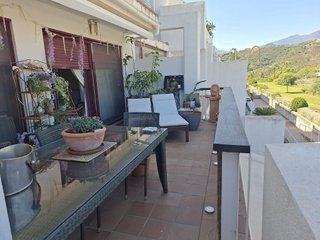 Piso en venta en El Padrón - El Velerín - Voladilla en Estepona