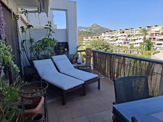 Piso en venta en El Padrón - El Velerín - Voladilla en Estepona