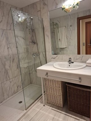 Piso en venta en El Padrón - El Velerín - Voladilla en Estepona