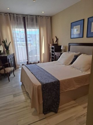 Piso en venta en El Padrón - El Velerín - Voladilla en Estepona