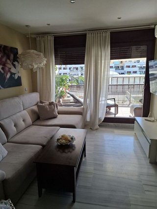 Piso en venta en El Padrón - El Velerín - Voladilla en Estepona