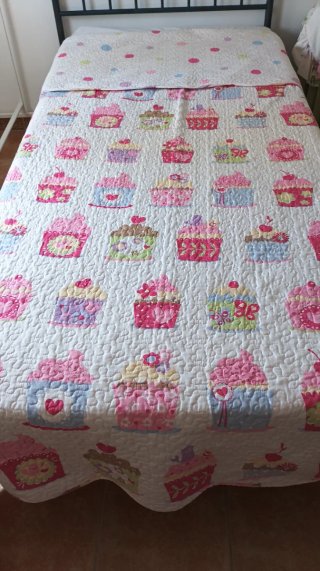 Dos colchas bouti infantil reversible hecha en Esp