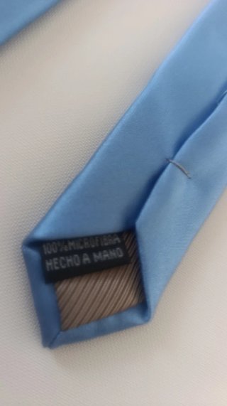 Corbata azul claro Núñez de Arenas