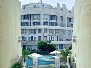 Dúplex en alquiler en Playa de la Fontanilla en Marbella
