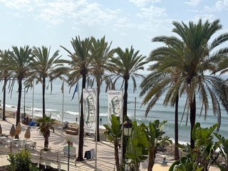 Dúplex en alquiler en Playa de la Fontanilla en Marbella