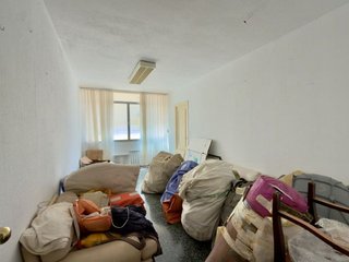 Piso en venta en Playa Bajadilla-Puertos en Marbella