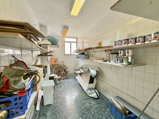 Piso en venta en Playa Bajadilla-Puertos en Marbella