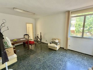 Piso en venta en Playa Bajadilla-Puertos en Marbella