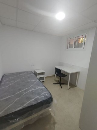 Piso en alquiler en El Juncal - Av. de la Paz en Sevilla