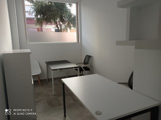 Oficina en alquiler en Colores - Entreparques en Sevilla