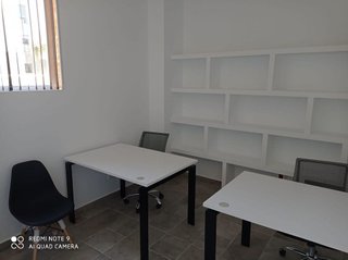 Oficina en alquiler en Colores - Entreparques en Sevilla