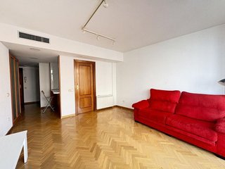 Piso en alquiler en Valdeacederas en Madrid