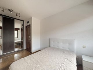 Piso en alquiler en Valdeacederas en Madrid