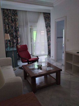 Piso en alquiler en El Mayorazgo - El Limonar en Málaga