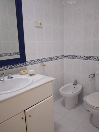Piso en alquiler en El Mayorazgo - El Limonar en Málaga