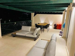 Ático en alquiler en Rodeo Alto-Guadaiza-La Campana en Marbella