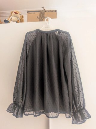 Blusa plumeti volante de Sfera