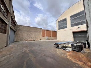 Nave industrial en alquiler en Centre en Hospitalet de Llobregat, L´