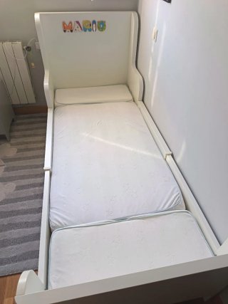 Cama infantil blanca BOSUNGE