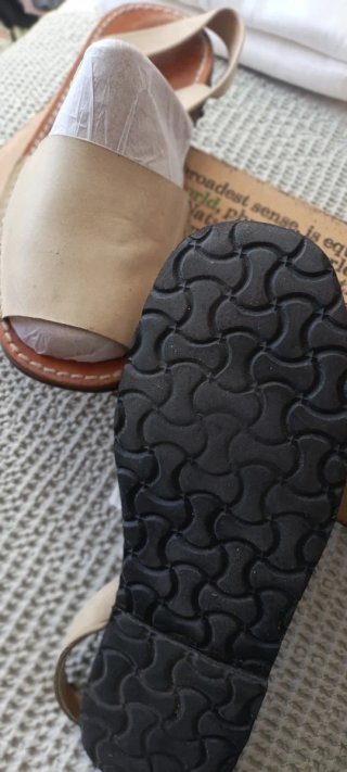 Abarcas gris/beige T43 en buen estado