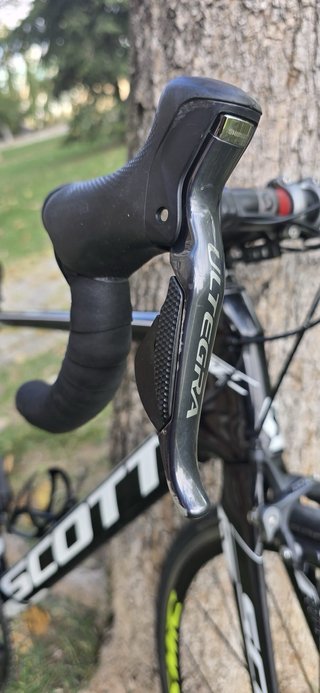 Bicicleta de carretera Scott Negra