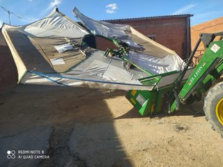 Paraguas y vibrador para olivar