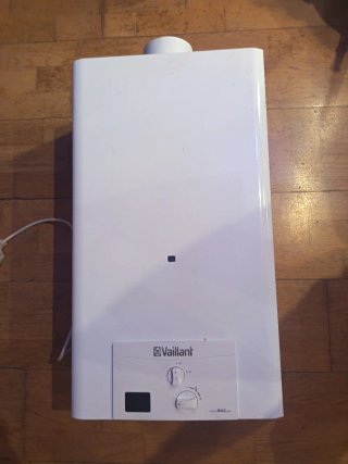 Calentador de gas natural Vaillant tiro forzado