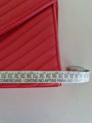 Bolso Saint Lauren (no es auténtico) Rojo