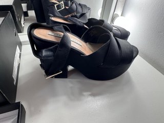 Sandalias Plataforma Zara Trafaluc Negras