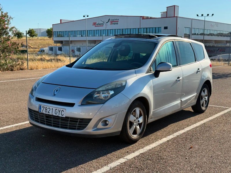 Renault Scenic 2010 - foto 1