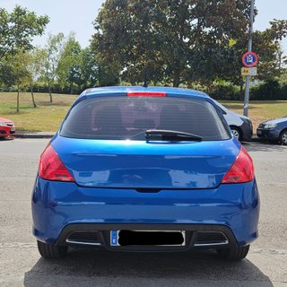 Peugeot 308 Confort 1.6 HDI 90