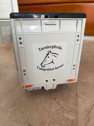 Camión caballos Bruder Mercedes Sprinter y caballo