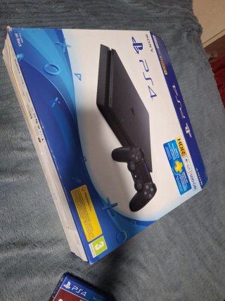 Sony PS4 Negra  500gb