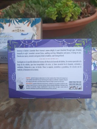 Copas de resina con hierbas naturales