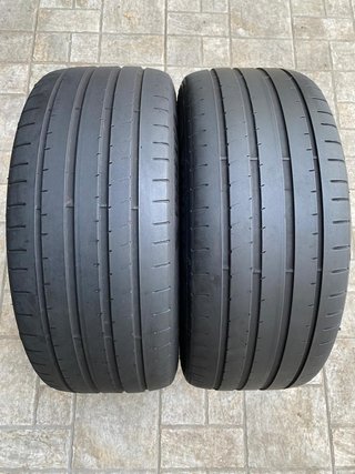 Neumáticos 225/40 R18 GOODYEAR